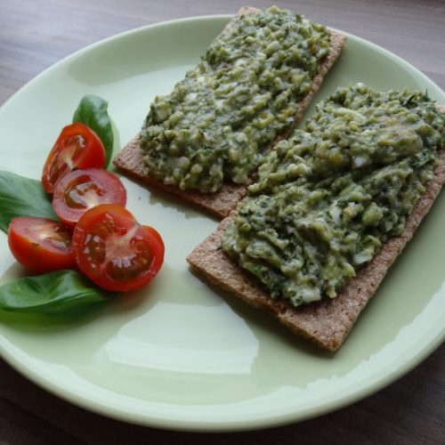 Pasta z awokado i jajek 1