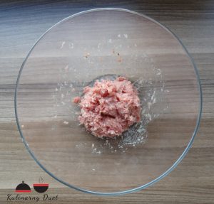 Pulpety drobiowe z sosem koperkowym 14