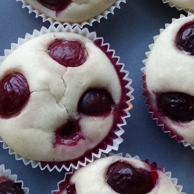 Muffinki z czereśniami i czekoladą 1